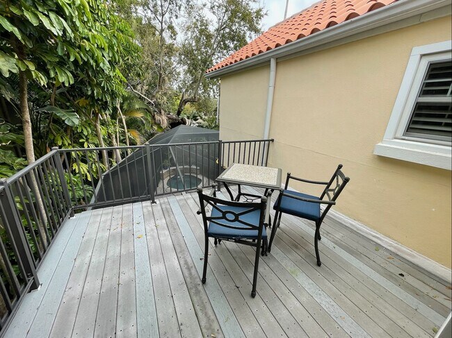 Building Photo - Davis Islands Spanish Med 3 Bed 2.5 Bath 1 car garage with Spool