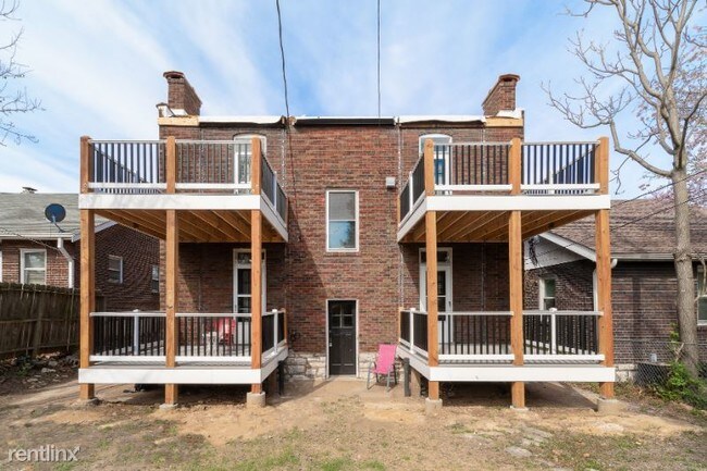 Building Photo - 1028 Childress Ave