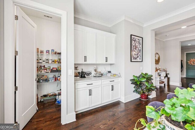 Building Photo - 144 1st Ave NW