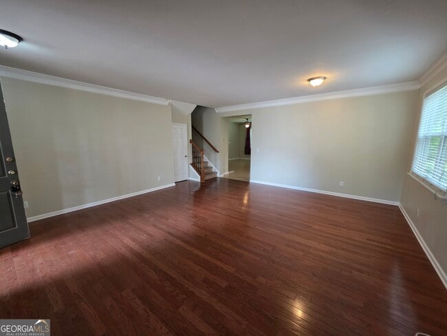 Building Photo - 46 Brookview Dr