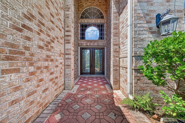 Building Photo - 18943 Villa Bergamo Ln
