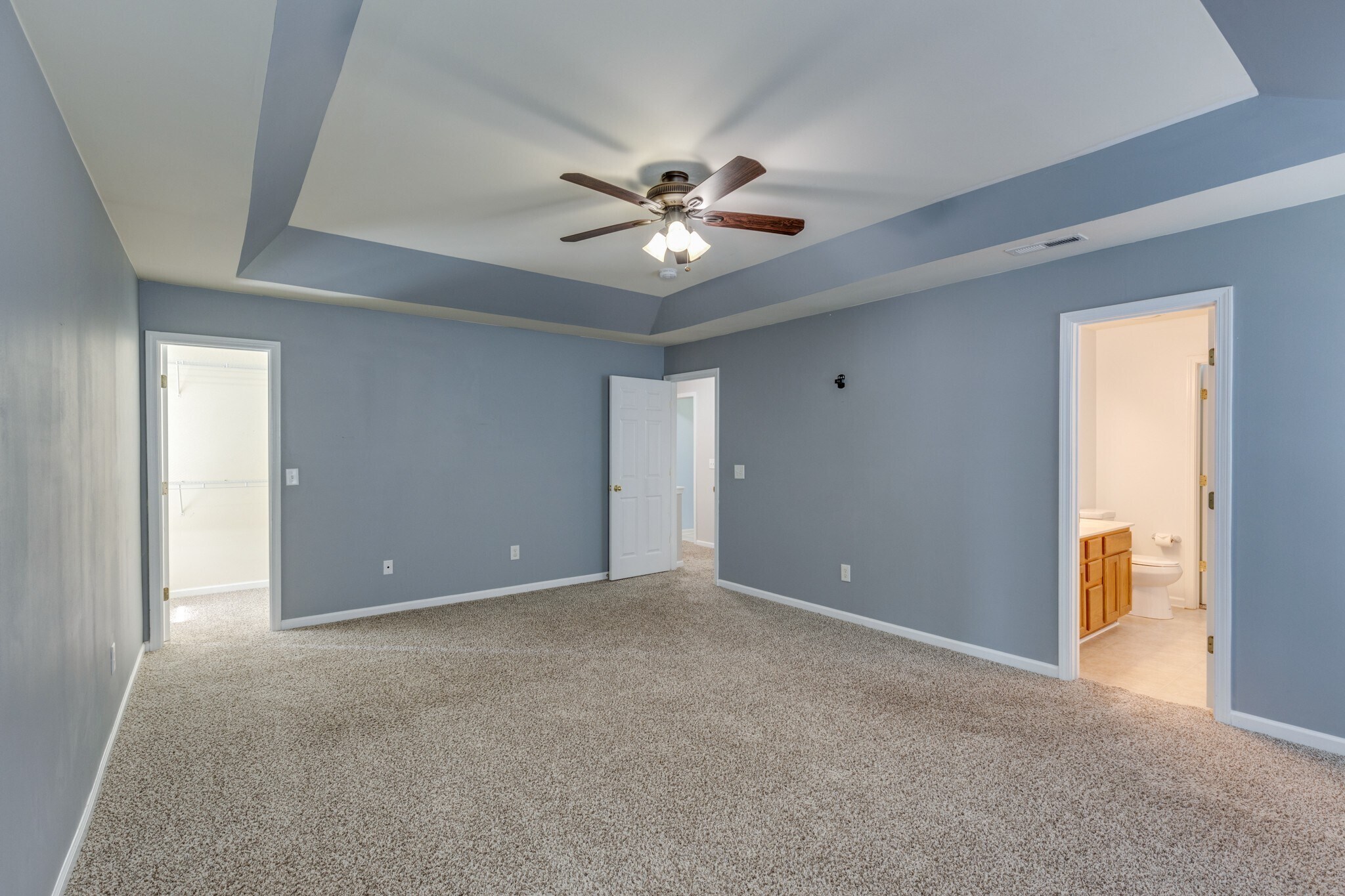 Building Photo - 4017 Cadence Dr