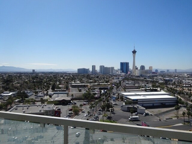 Building Photo - AMAZING VIEWS FROM YOUR 12TH FLOOR BALCONY...