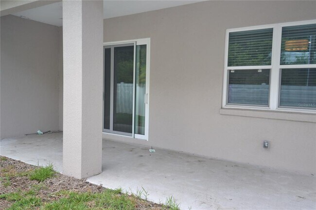 Building Photo - 281 Diogenes St