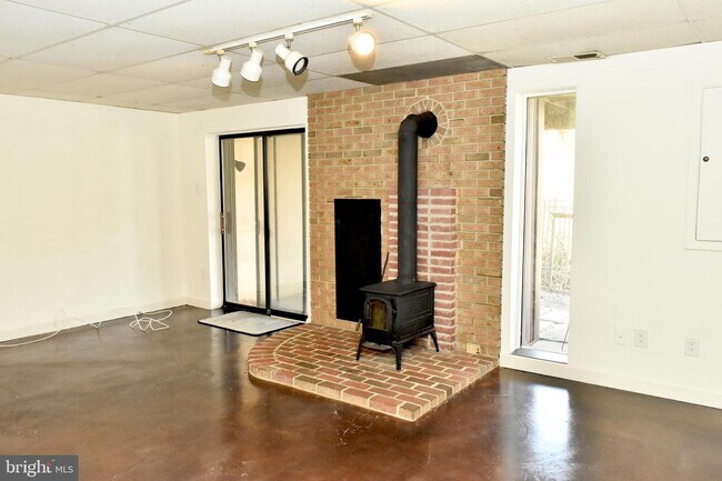 Building Photo - 10168 Placid Lake Ct