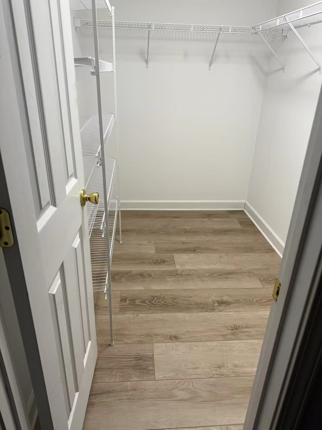 Building Photo - 1922 9th Street Dr SE