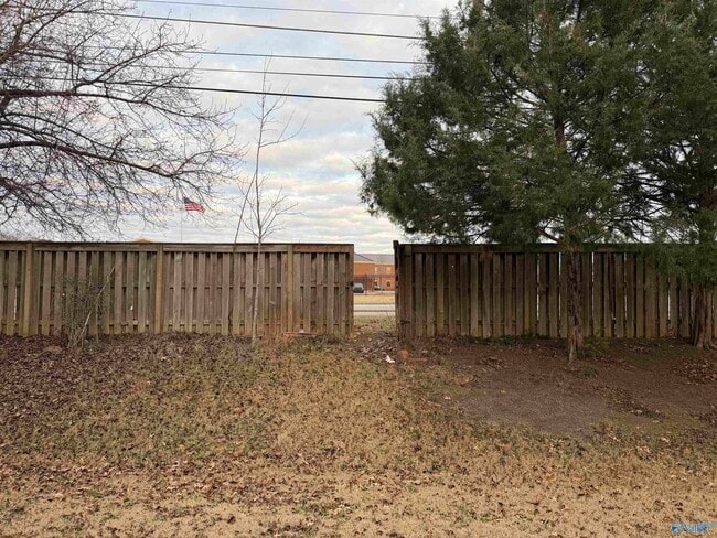 Building Photo - 129 Garden Brook Dr