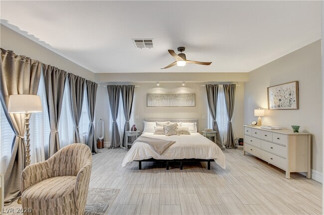Building Photo - 1409 Palantine Hill Dr