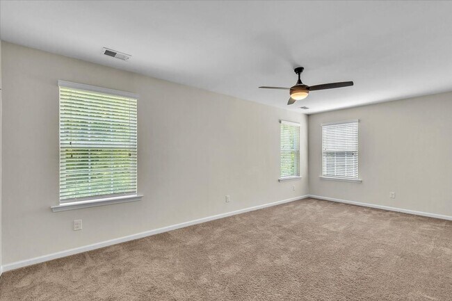 Building Photo - 5 bedroom house in the Somersby neighborhood in Pooler