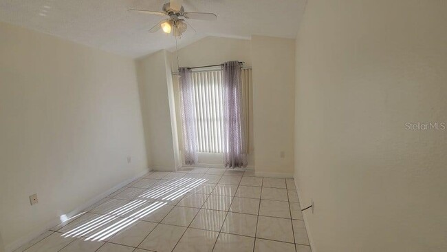 Building Photo - 2405 Condado Ct