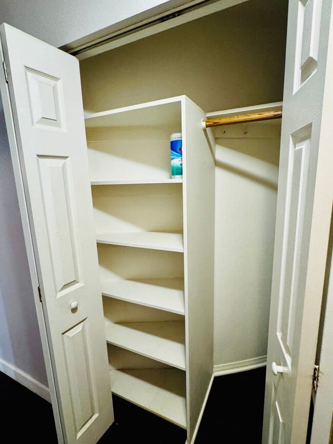 Building Photo - Two Bedroom Home for Rent on Naples Island