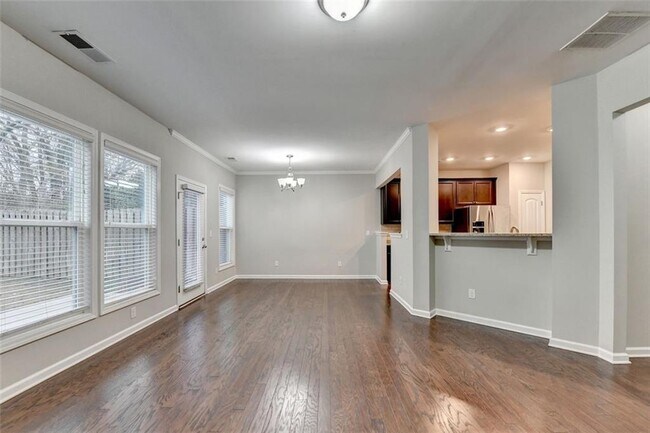 Building Photo - 7325 Heritage Oak Ct