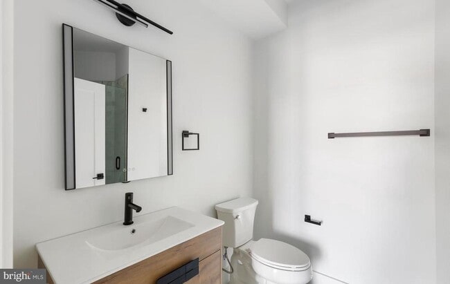 Building Photo - 30 Kennedy St NW