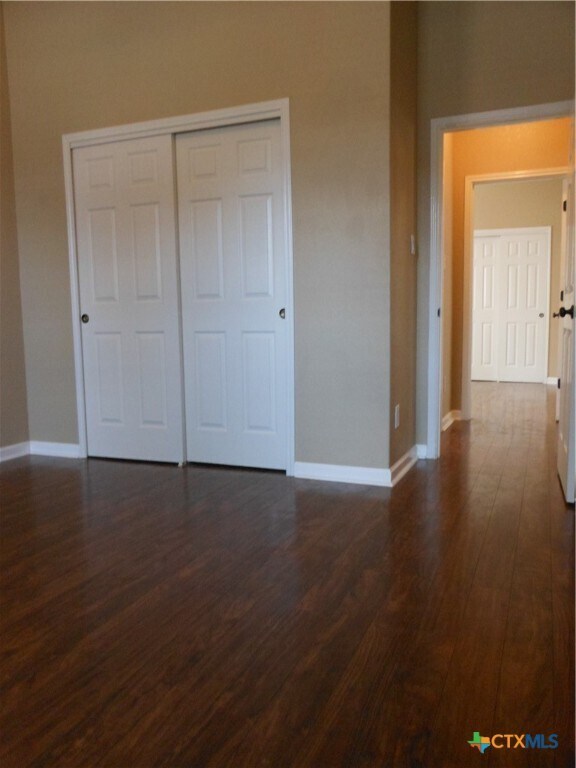 Building Photo - 2242 Lakeline Dr