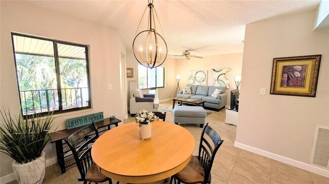 Building Photo - 1515 Pinellas Bayway S