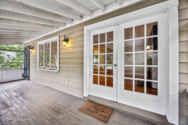 Building Photo - 3643 Herschel St