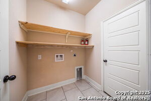 Building Photo - 11602 Camp Real Ln