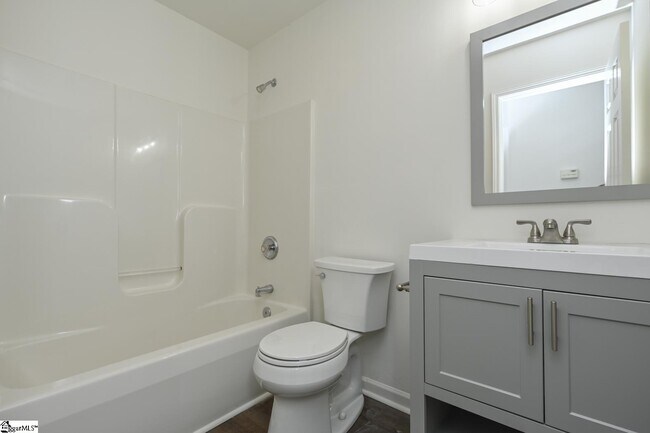 Building Photo - 134 Brookhill Pl