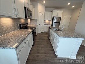 Building Photo - 3636 Pamlico St