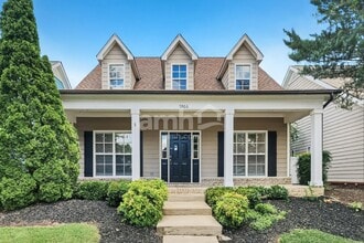 Building Photo - 5966 Armadale Dr