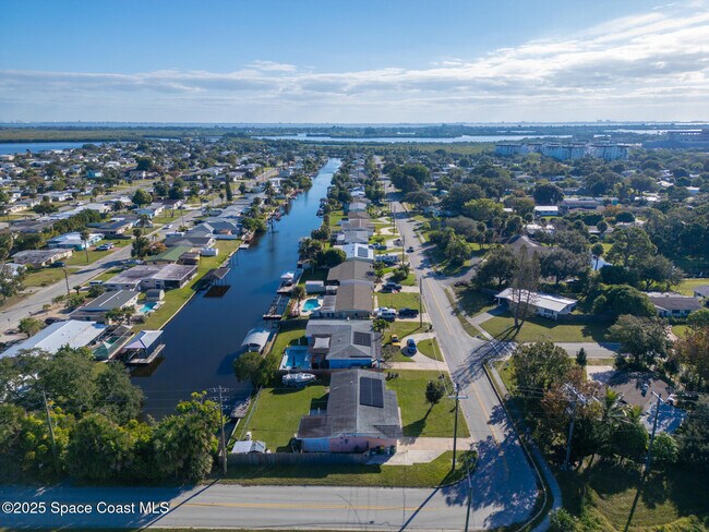 Building Photo - 250 Alabama Ave