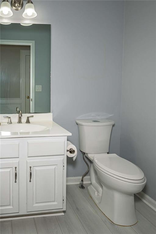 Building Photo - 151 Lakeside Dr NW