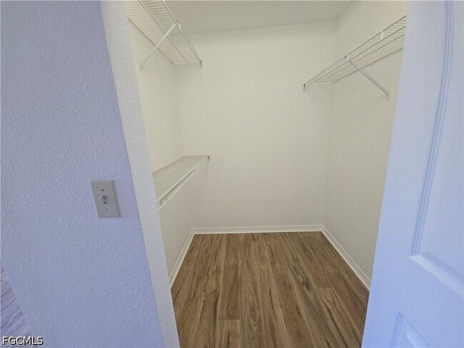 Building Photo - 11500 Villa Grand
