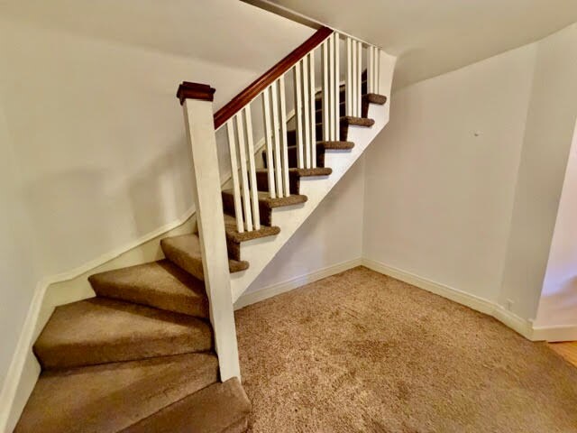 Building Photo - 2349 N Cleveland Ave