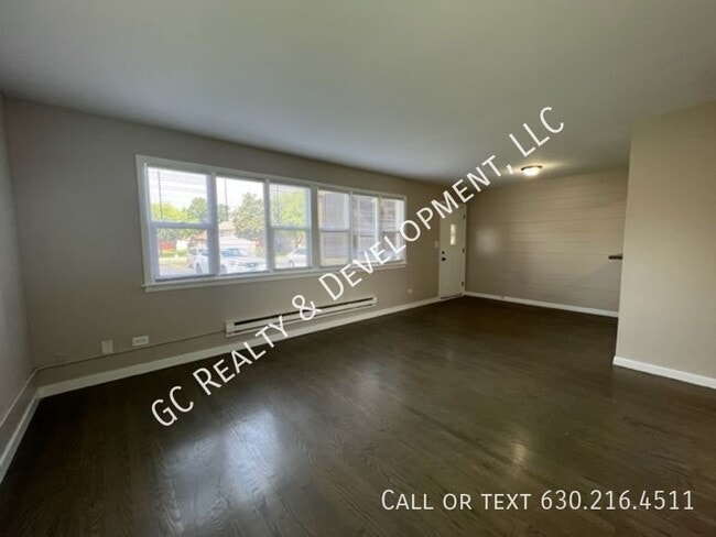 Building Photo - *** FREE RENT FOR MARCH / FRESH PAINT / RE...