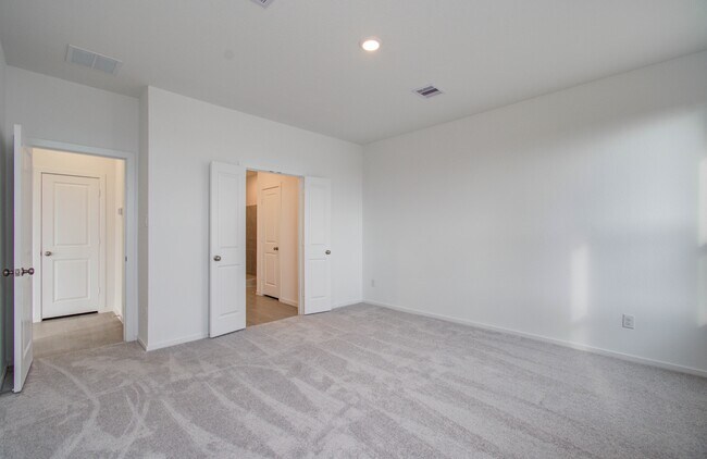 Building Photo - 26503 Foxtail Fern Dr