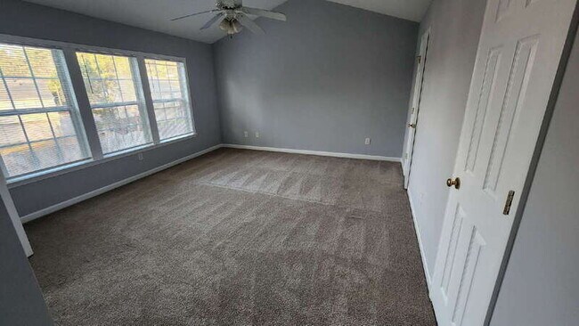 Building Photo - 370 Darter Run NW