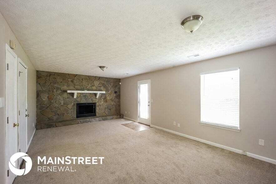 Building Photo - 10870 Morning Dove Ct