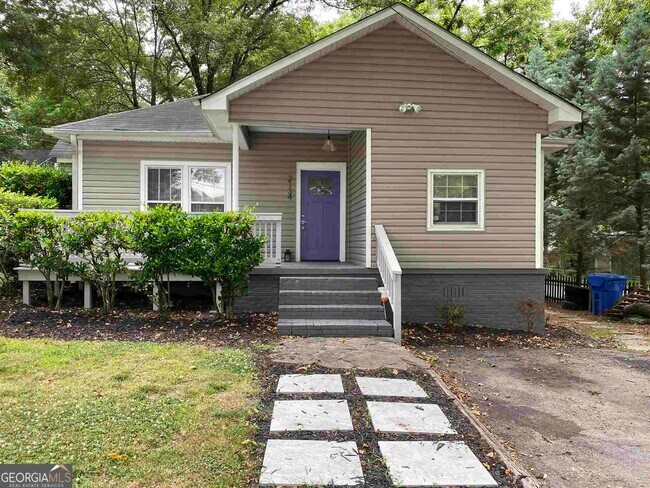 Building Photo - 2134 Main St NW