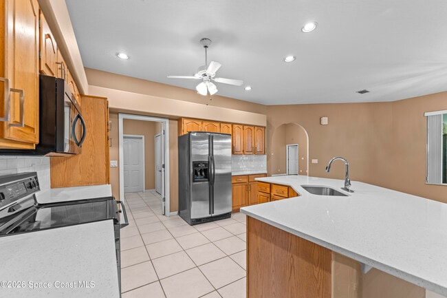 Building Photo - 7922 Timberlake Dr