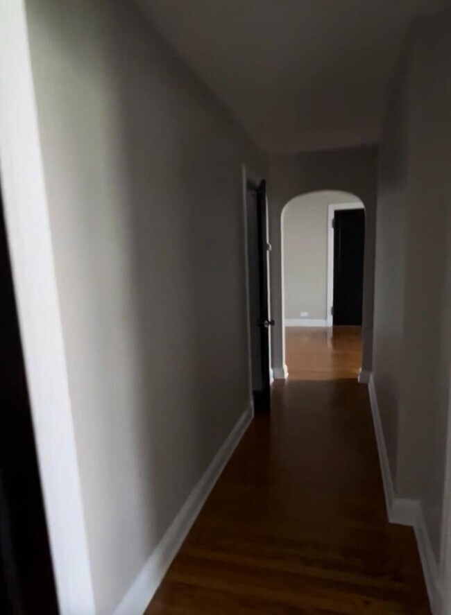 Building Photo - 332 11th St