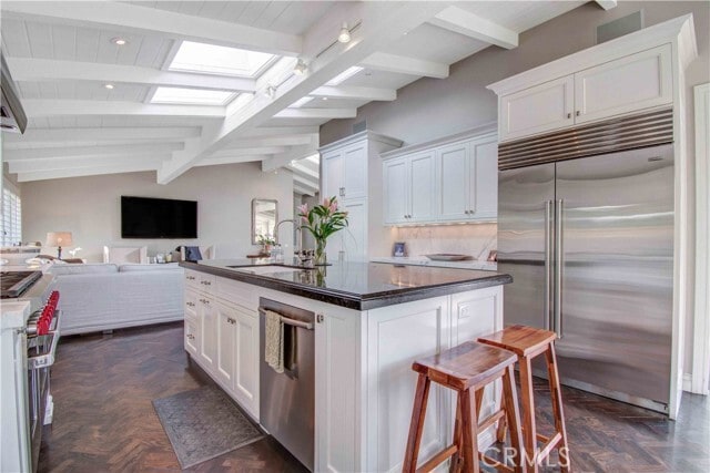 Building Photo - 255 Emerald Bay