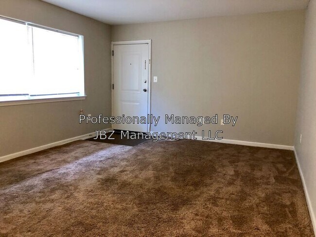 Building Photo - 1625 Ingleside Ave