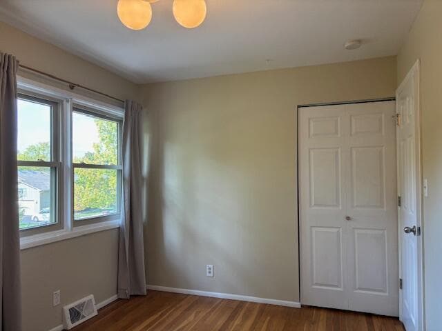 Building Photo - 921 Lennox St