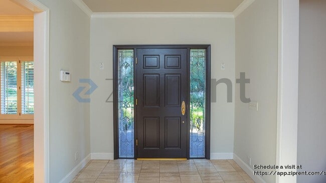 Building Photo - 16000 Greenwood Rd