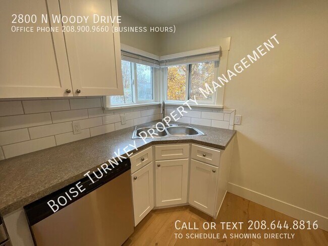 Building Photo - 2800 N Woody Ln