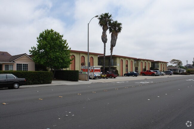 835 - 843 13th St - 835-843 13th St