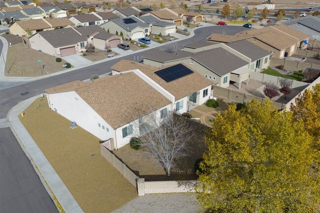 Building Photo - 3 bedroom, 2 bathroom Townhome in Granville