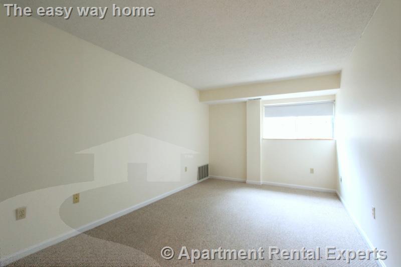 Building Photo - 345 Franklin St