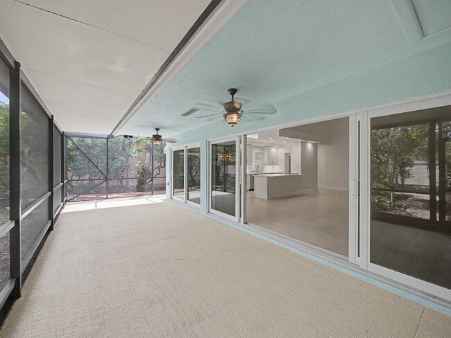 Building Photo - 303 Leeward Dr