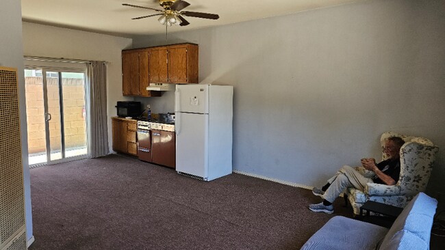 Building Photo - 3061 San Francisco Ave