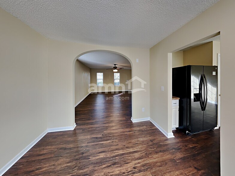 Building Photo - 104 Indian Overlook Ct