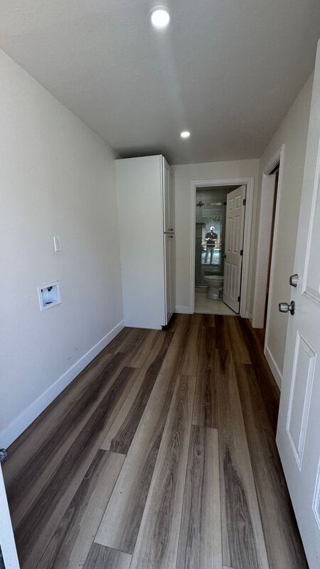 Building Photo - 8204 Calmada Ave