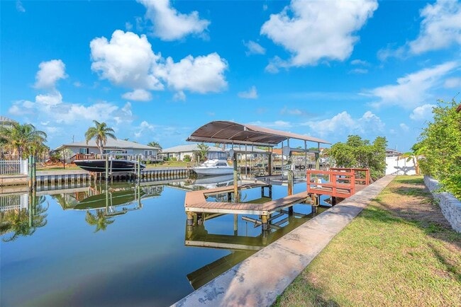 Building Photo - 1012 Spindle Palm Way