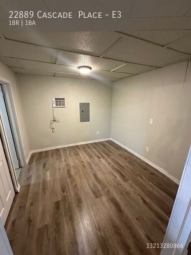 Building Photo - 22889 Cascade Pl