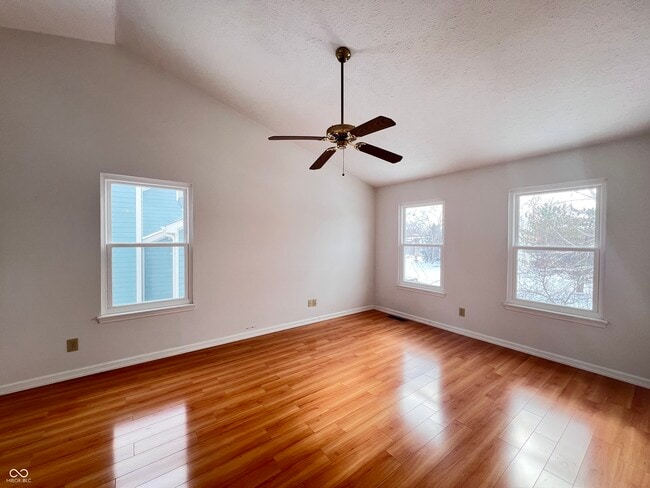 Building Photo - 1157 Aqueduct Way